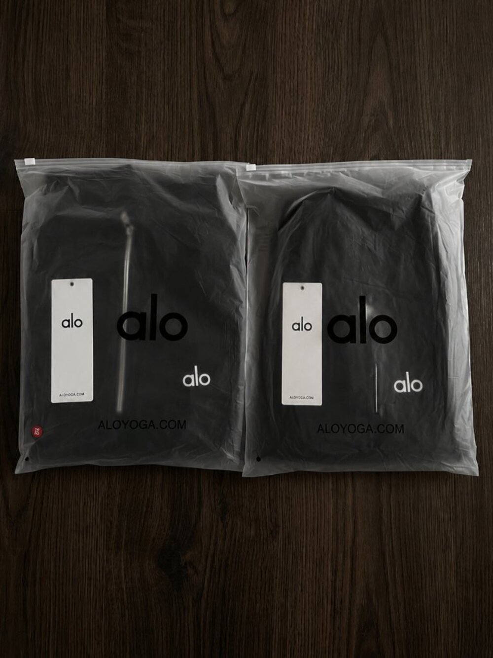 ALO Yoga Unisex Black Quarter-Zip Hoodie and Jogger Set NWT - Picture 7 of 7